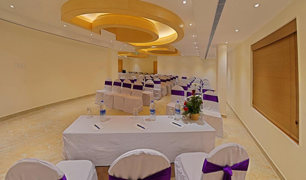 Poppys Anukula Residency Vellore Exterior photo